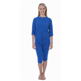 grenouillère adulte médicale ajustée bleue roy, vue de face, jambes et manches courtes